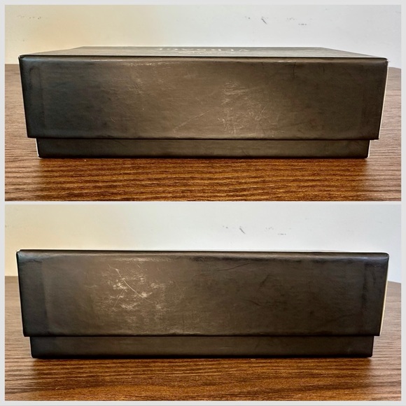 New Versace Eyeglasses Case, Cleaning Cloth, and Box - Picture 8 of 8